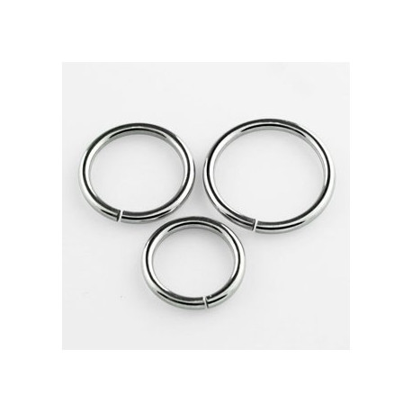 Piercing anneau 8 x 1,2mm fermé Ciko Piercing oreille2,20 €