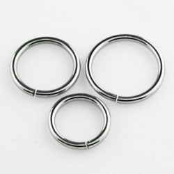 Piercing anneau 10 x 1,2mm fermé Xaze Piercing oreille2,20 €